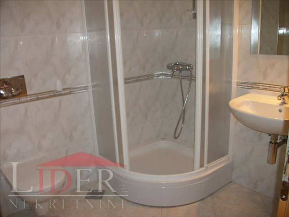 Flat For rent - PRIMORSKO-GORANSKA  KASTAV 