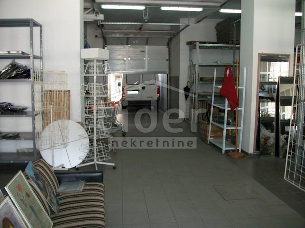 Lokal użytkowy Na sprzedaż - Primorsko-goranska Rijeka - foto 2/3
