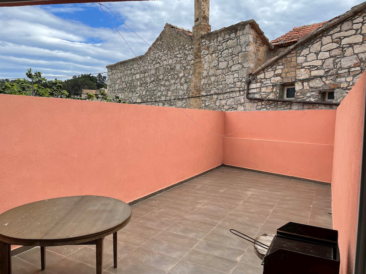 House For sale - SPLITSKO-DALMATINSKA  HVAR 