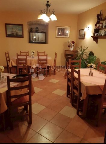 Business premises For sale - Primorsko-goranska Mali Lošinj - foto 3/5