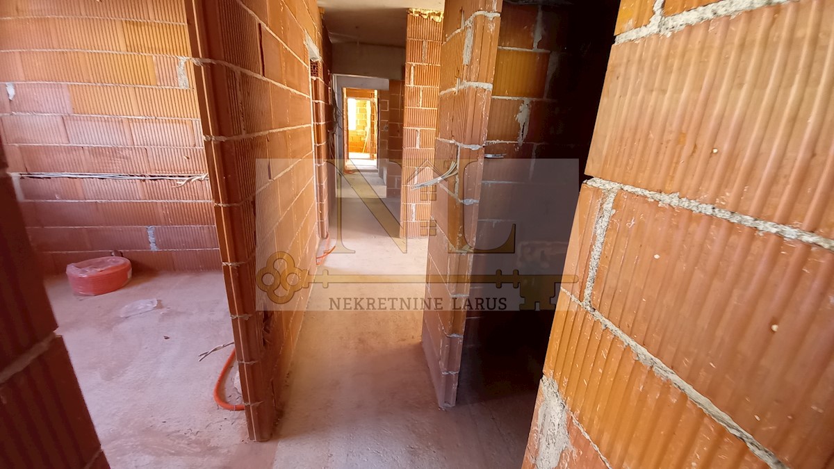 Appartement À vendre - SPLITSKO-DALMATINSKA  ČIOVO 