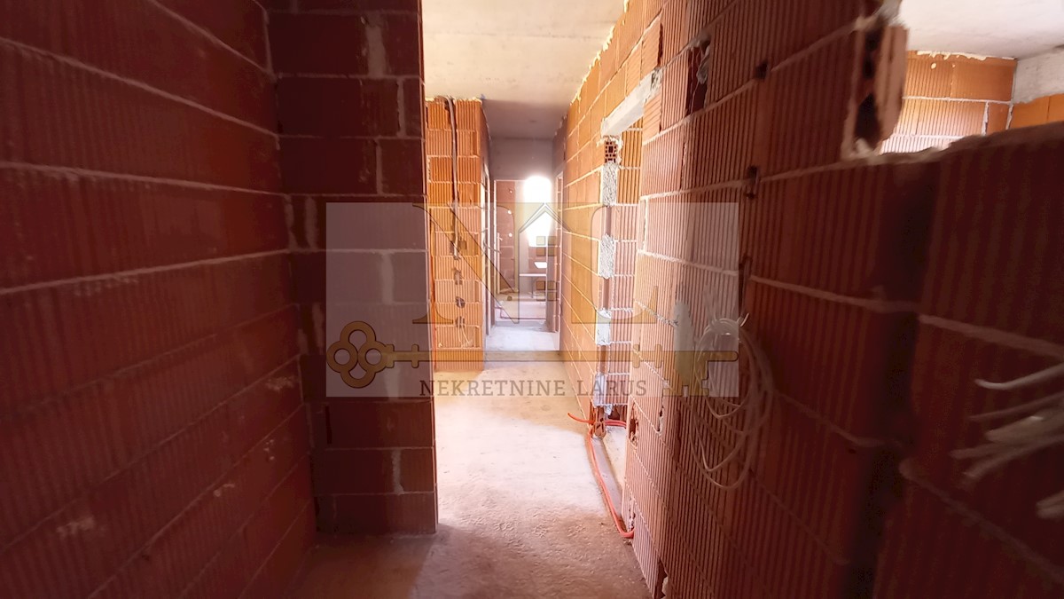 Appartement À vendre - SPLITSKO-DALMATINSKA  ČIOVO 