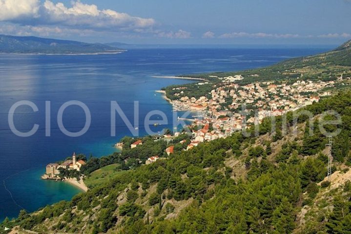 Land for sale 30000 m² – Bol