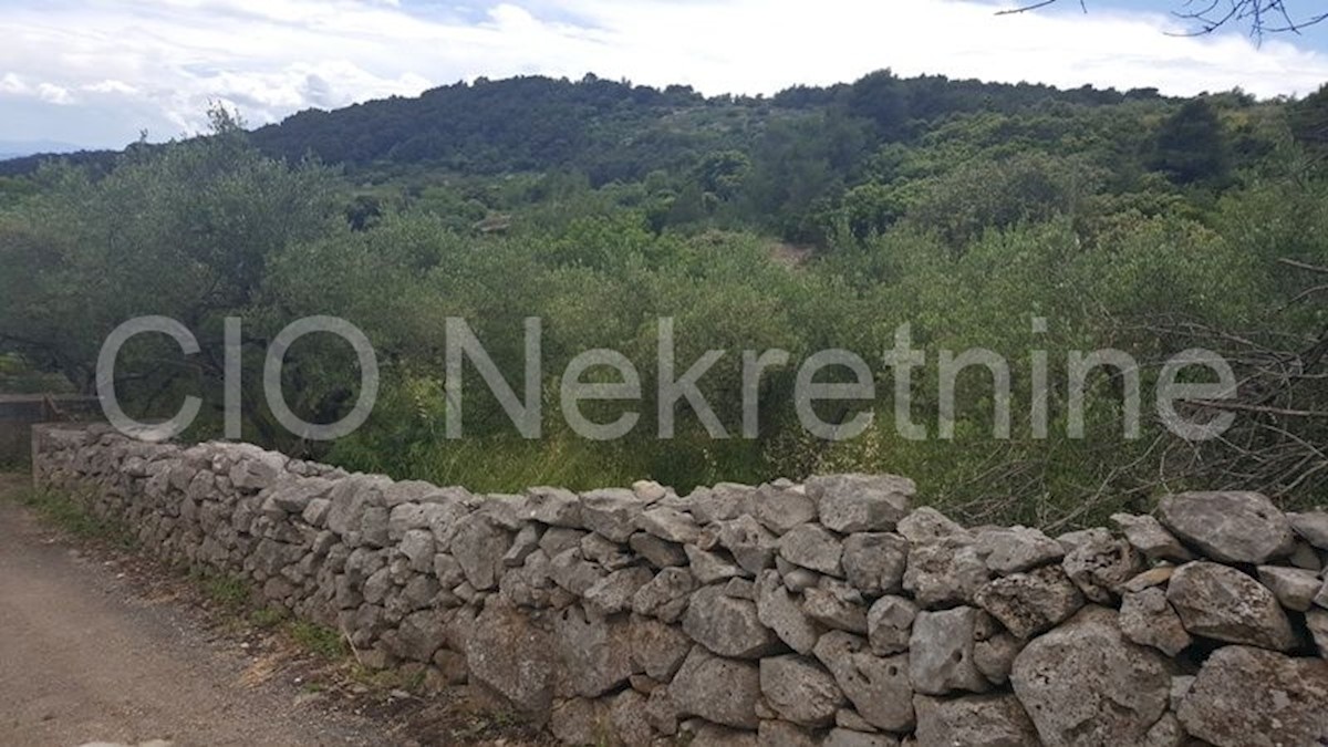 Parcela Naprodaj - SPLITSKO-DALMATINSKA  BRAČ