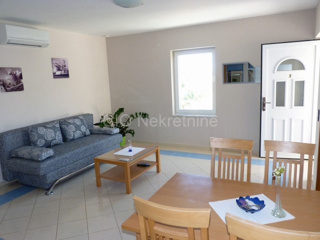 Casa in vendita 356 m² – Okrug Gornji