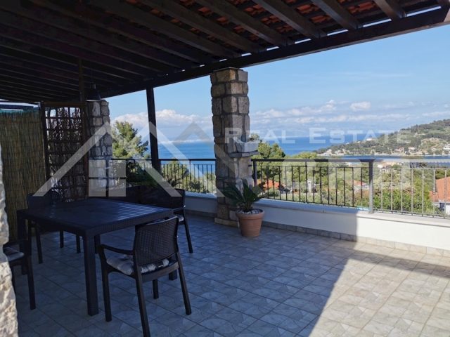 Haus zu verkaufen 430 m² – Šolta