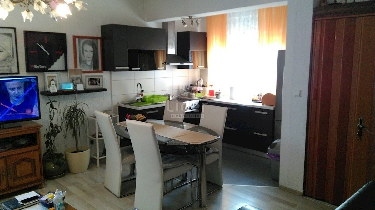 Apartma Na predaj - PRIMORSKO-GORANSKA  RIJEKA 