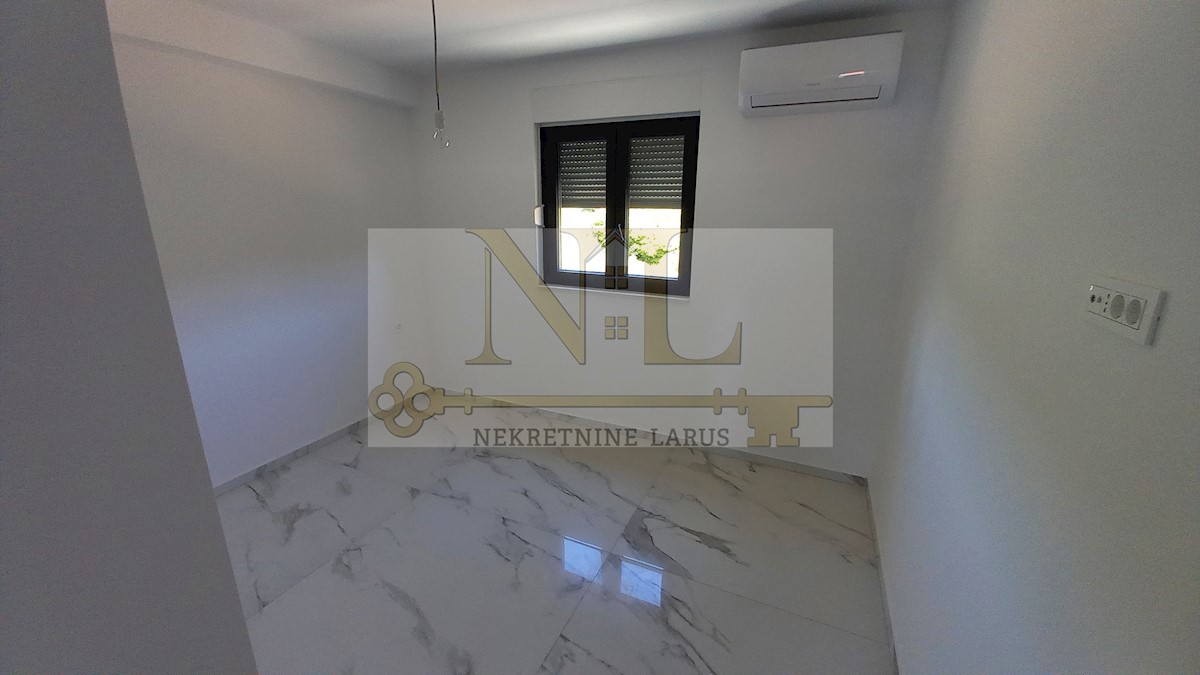 Appartement À vendre - SPLITSKO-DALMATINSKA  ČIOVO 