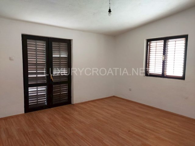 Maison À vendre - šibensko-kninska šibenik - foto 5/33