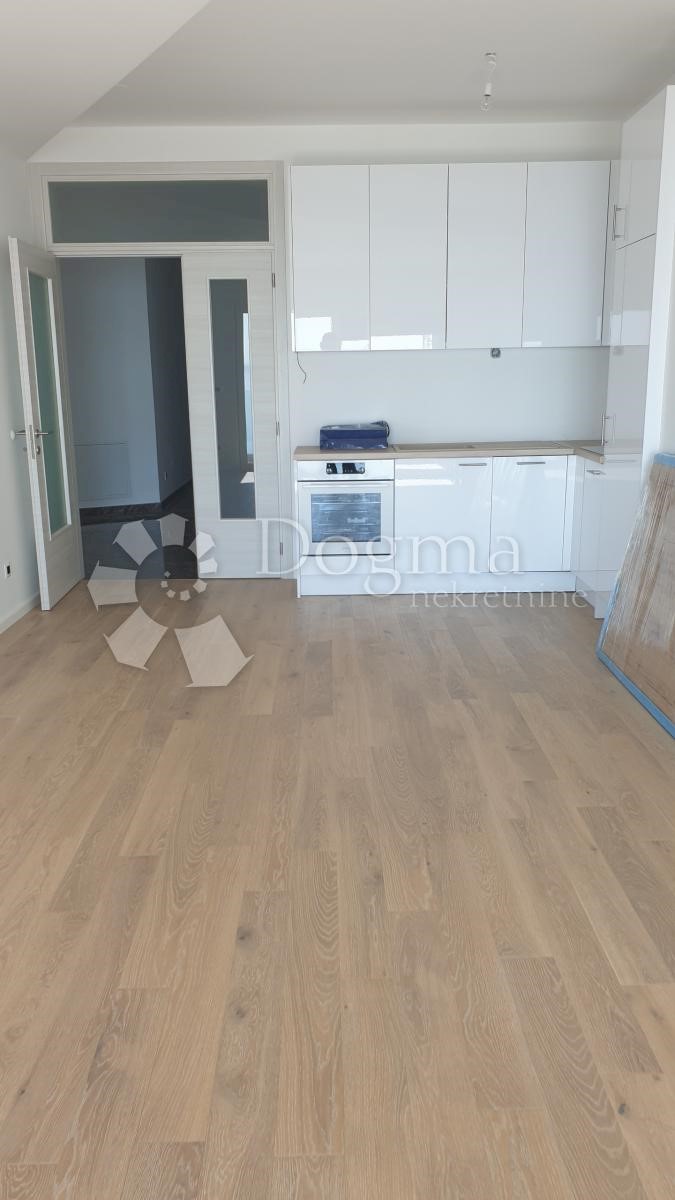 Apartmán K pronájmu - PRIMORSKO-GORANSKA  RIJEKA 