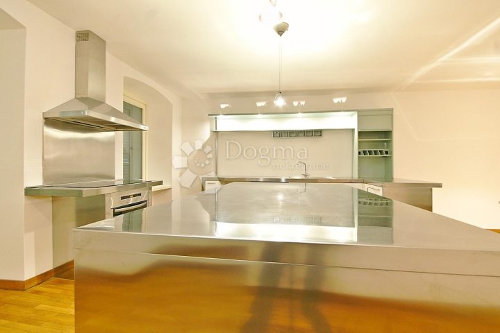 Flat For rent - Primorsko-goranska Rijeka - foto 4/19