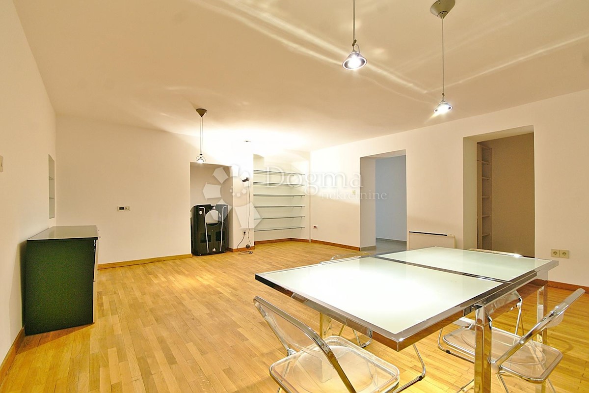 Apartmán K pronájmu - PRIMORSKO-GORANSKA  RIJEKA 