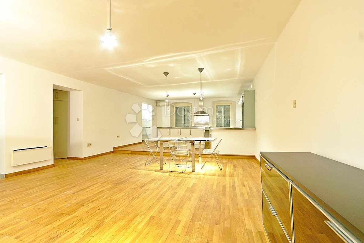 Apartmán Na prodej - PRIMORSKO-GORANSKA  RIJEKA 