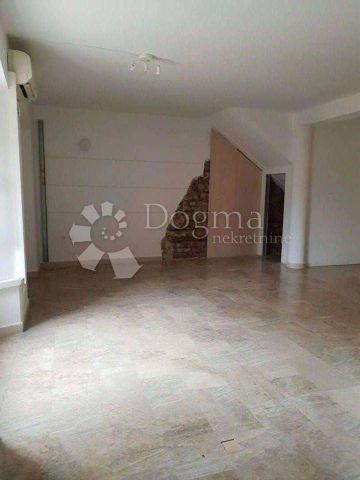 Lokal użytkowy Do wynajęcia - Primorsko-goranska Rijeka - foto 5/5