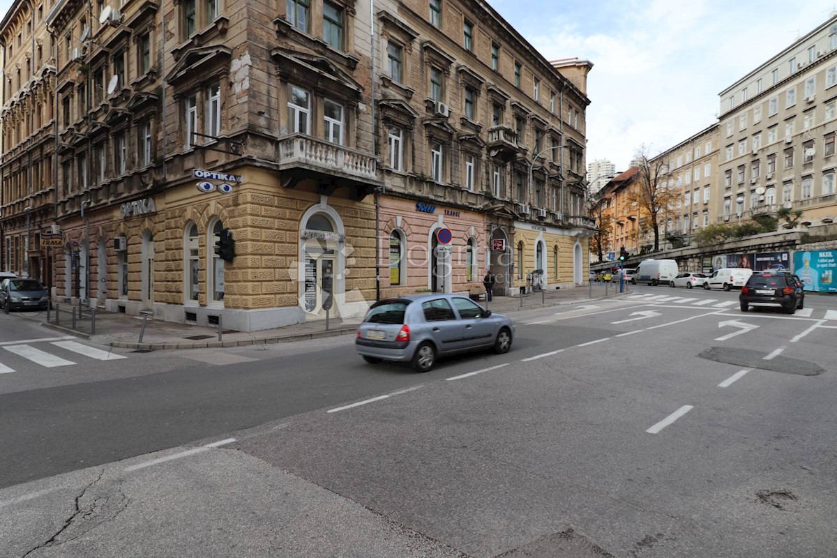 Poslovni prostori Naprodaj - PRIMORSKO-GORANSKA  Rijeka
