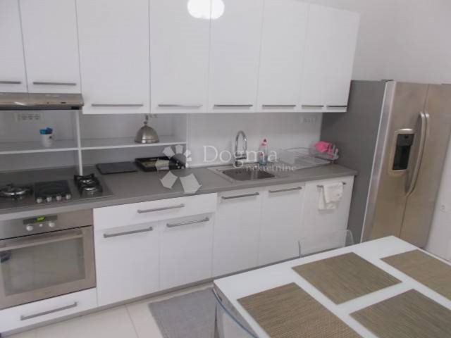 Apartmán na predaj 155 m² – Rijeka
