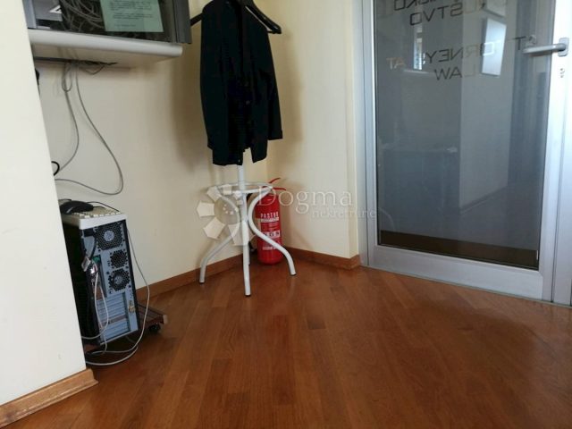 Gewerbefläche Zu vermieten - Primorsko-goranska Rijeka - foto 2/6