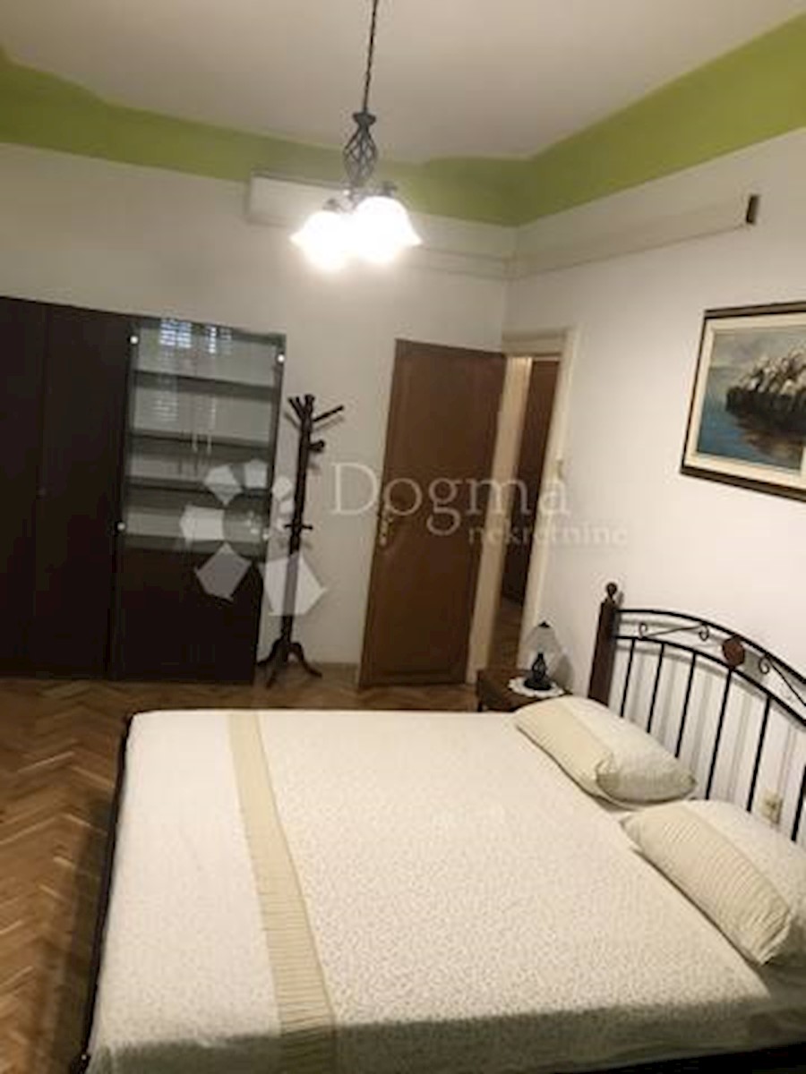 Flat For rent - PRIMORSKO-GORANSKA  RIJEKA 