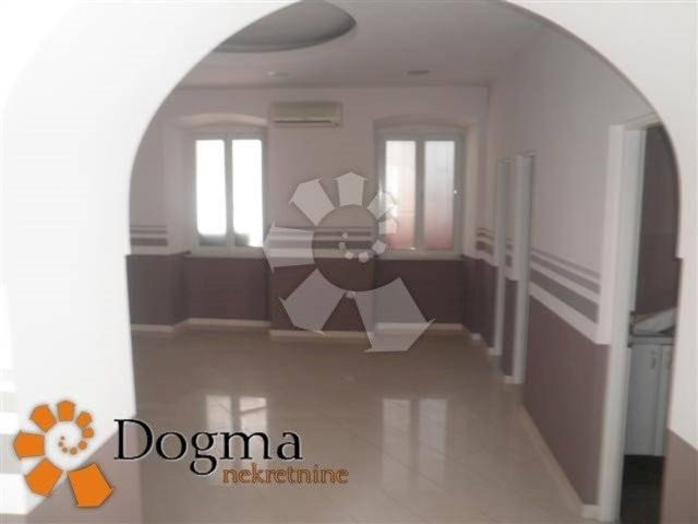 Gewerbefläche zu verkaufen 75 m² – Rijeka