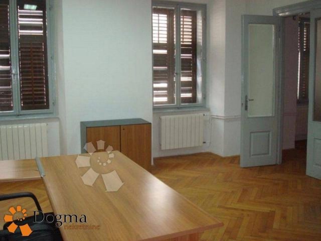 Komerčné na prenájom 156 m² – Rijeka