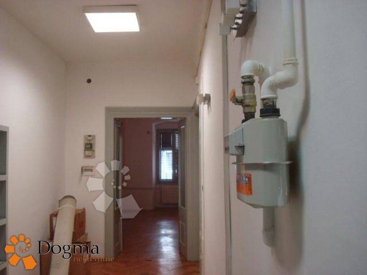Business premises For rent - PRIMORSKO-GORANSKA  RIJEKA 