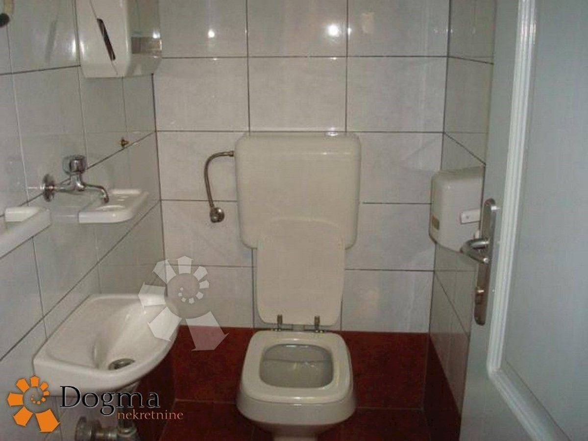Business premises For rent - PRIMORSKO-GORANSKA  RIJEKA 
