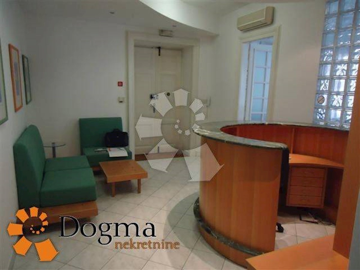 Business premises For sale - PRIMORSKO-GORANSKA  RIJEKA 