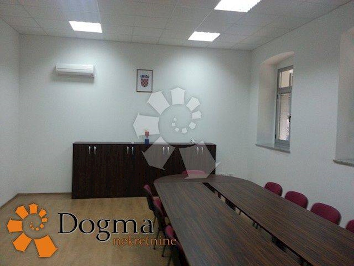 Business premises For rent - PRIMORSKO-GORANSKA  RIJEKA 