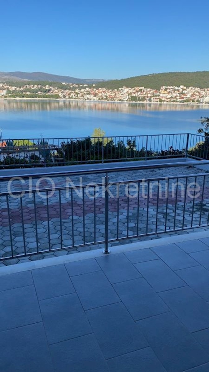 Casa In vendita - SPLITSKO-DALMATINSKA  Čiovo