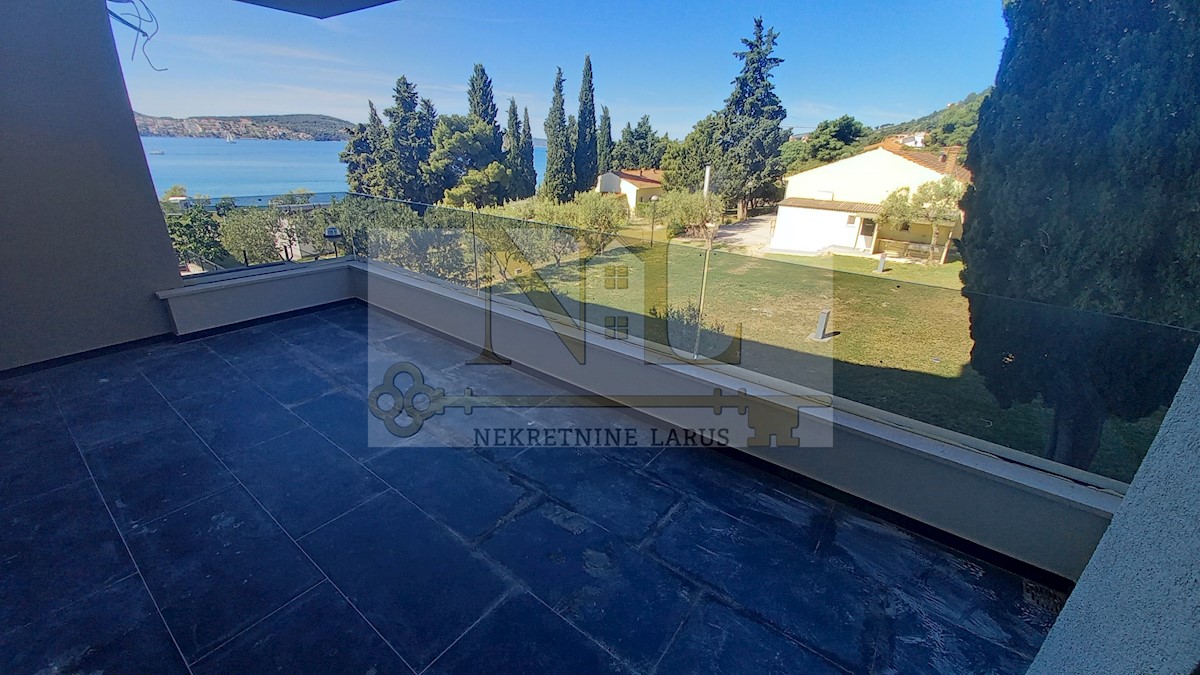 Apartma Na predaj - SPLITSKO-DALMATINSKA  SEGET 