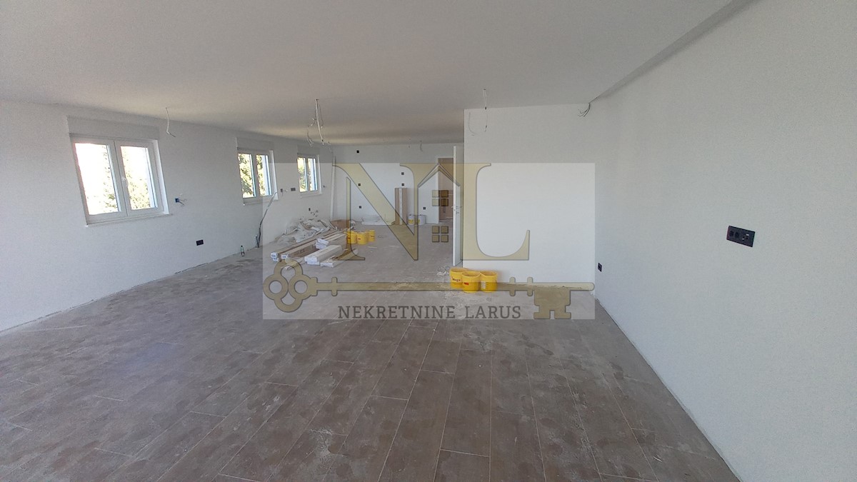 Apartma Na predaj - SPLITSKO-DALMATINSKA  SEGET 