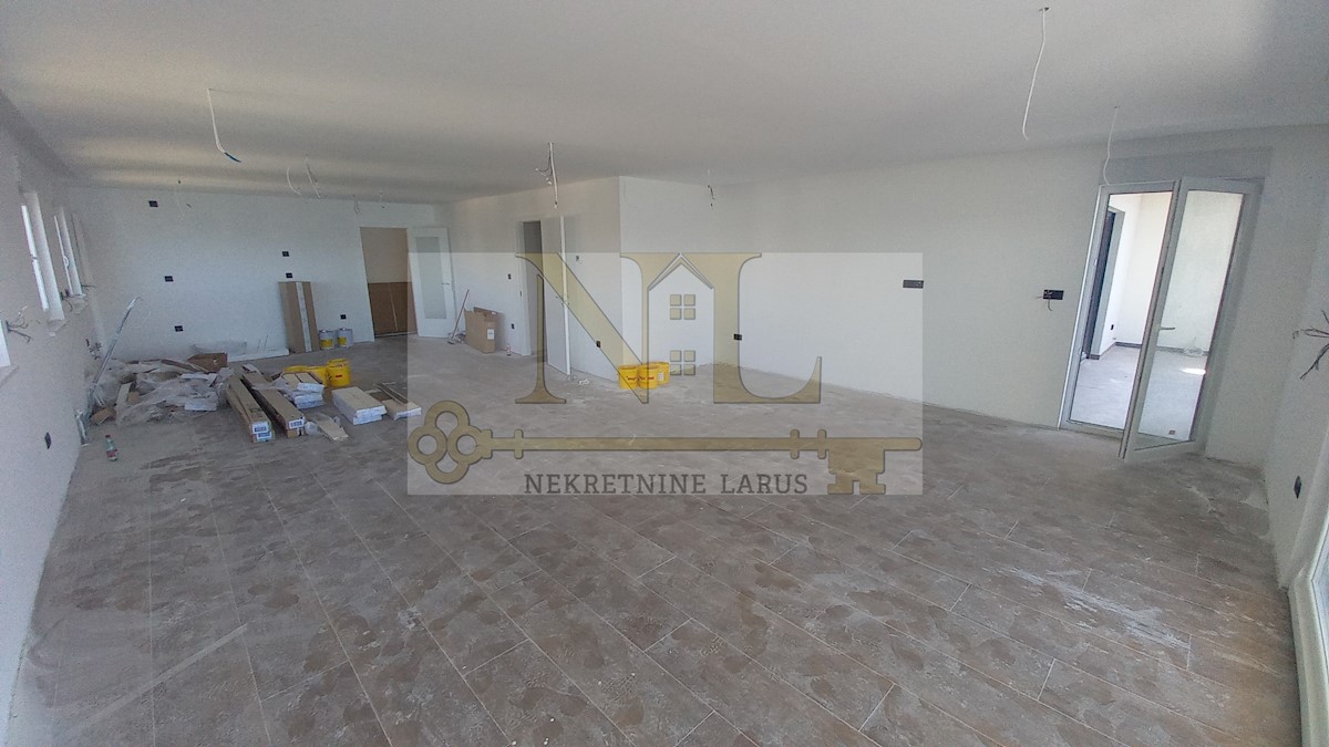 Apartma Na predaj - SPLITSKO-DALMATINSKA  SEGET 