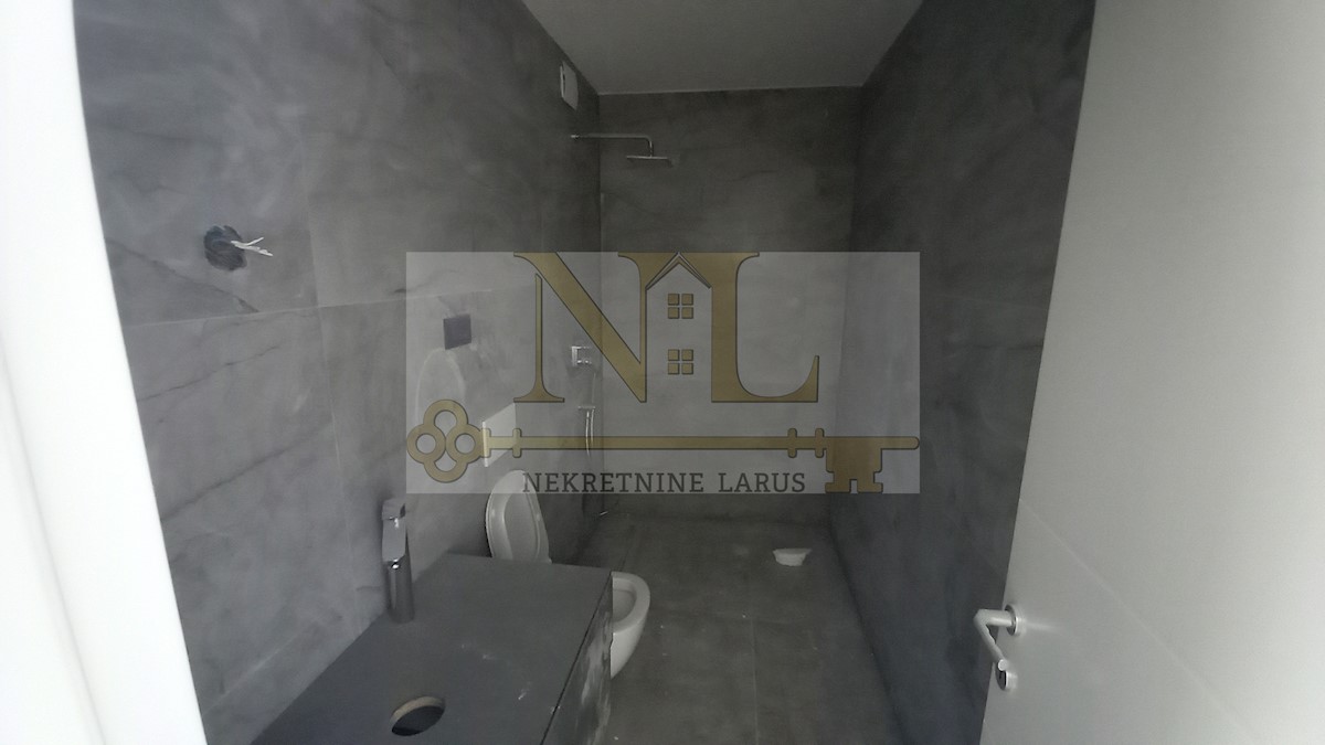 Apartma Na predaj - SPLITSKO-DALMATINSKA  SEGET 