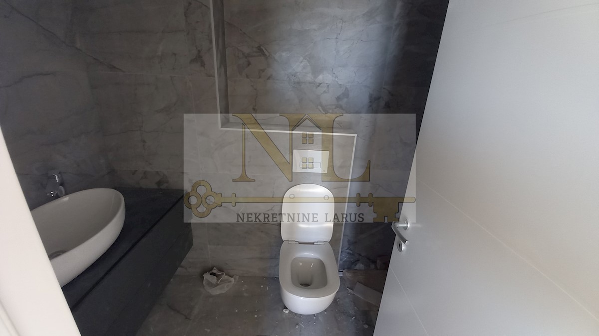 Apartma Na predaj - SPLITSKO-DALMATINSKA  SEGET 