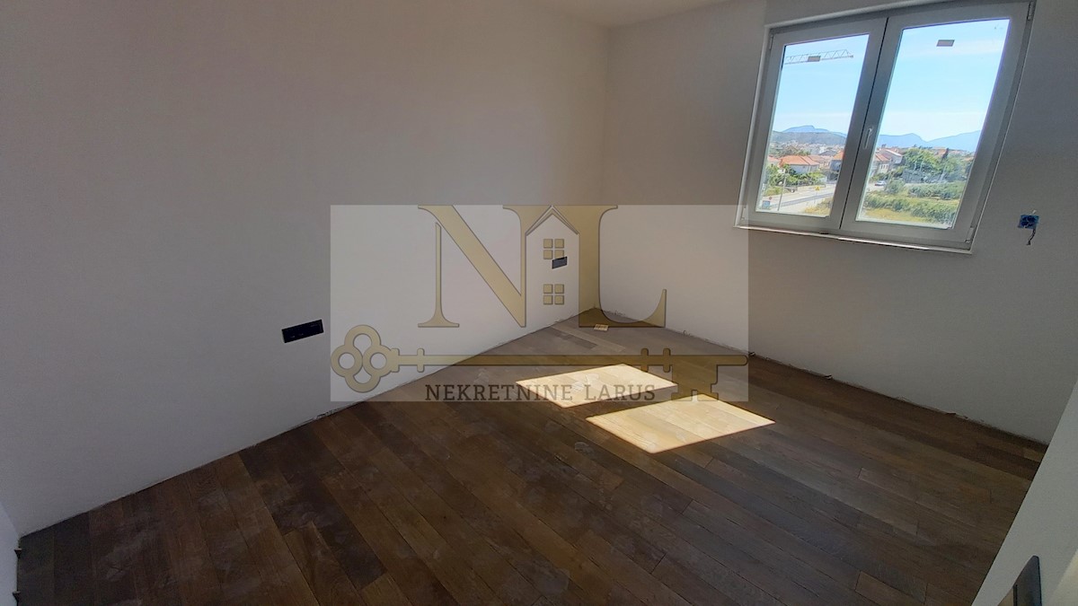 Apartma Na predaj - SPLITSKO-DALMATINSKA  SEGET 