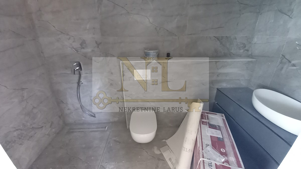 Apartma Na predaj - SPLITSKO-DALMATINSKA  SEGET 