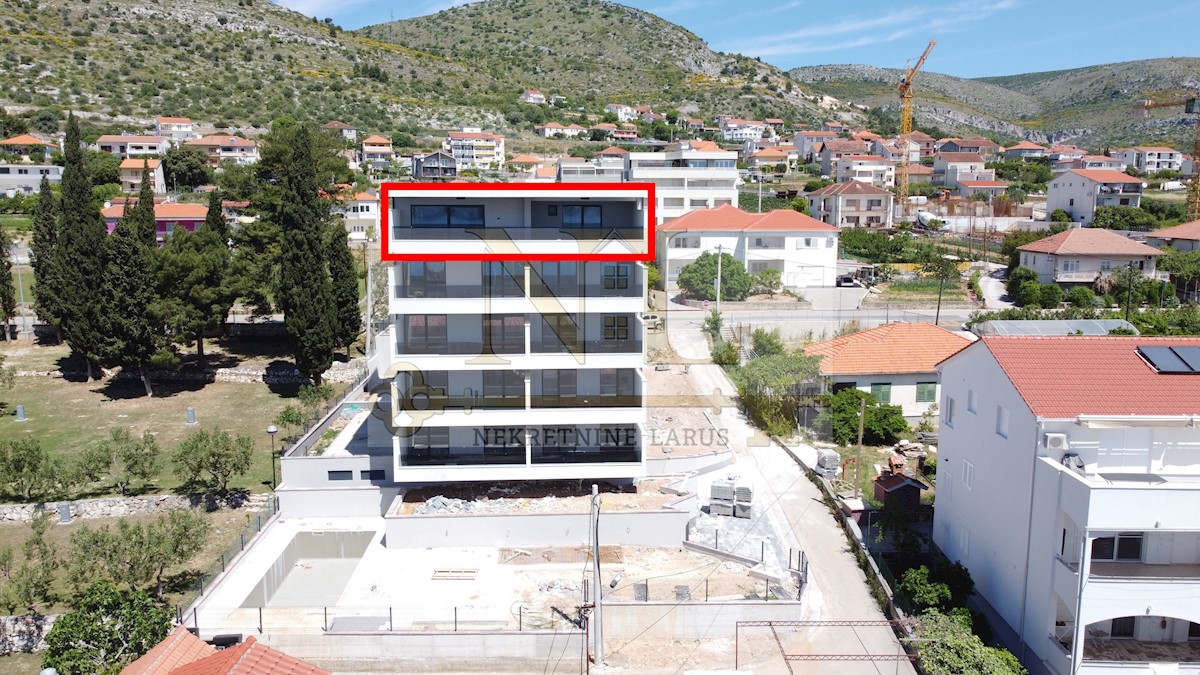 Apartma Na predaj - SPLITSKO-DALMATINSKA  SEGET 