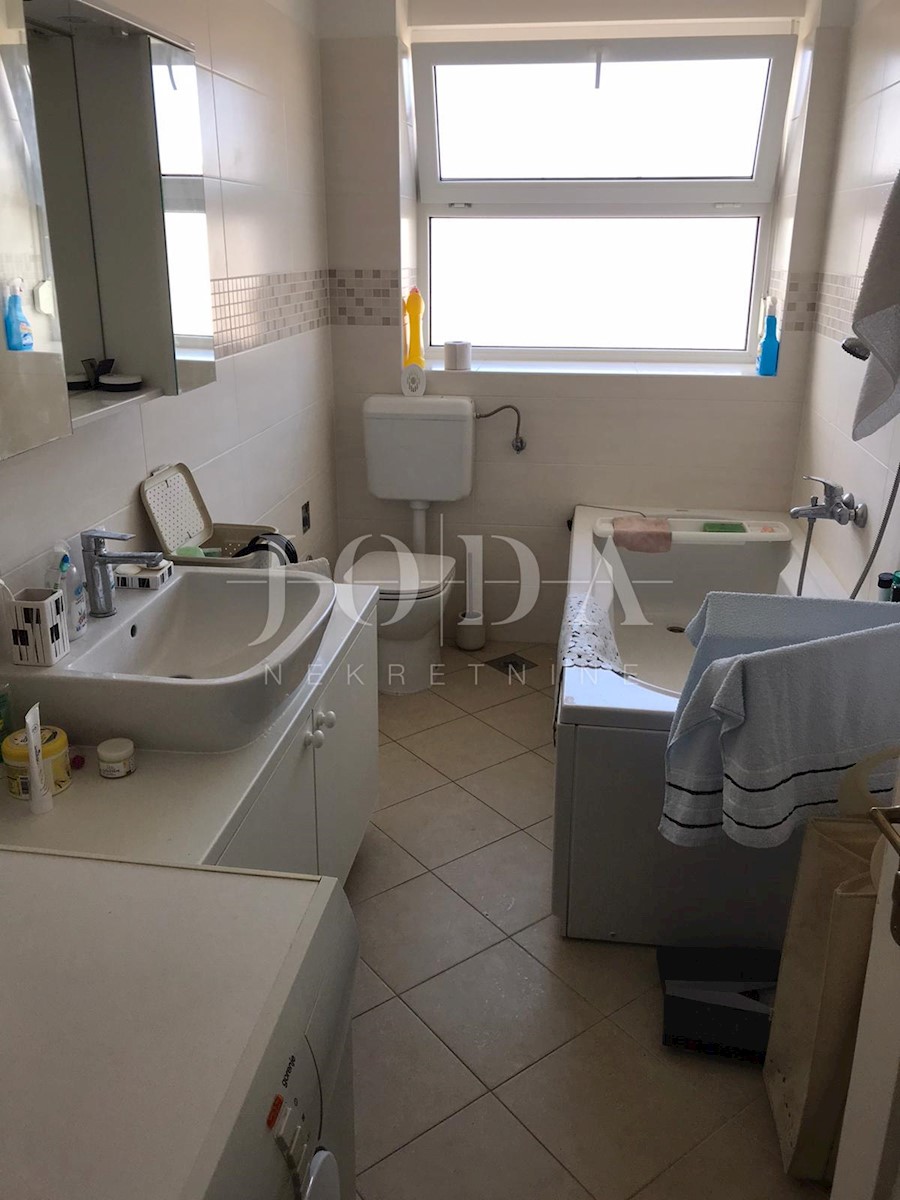 Flat For sale - PRIMORSKO-GORANSKA  NOVI VINODOLSKI 