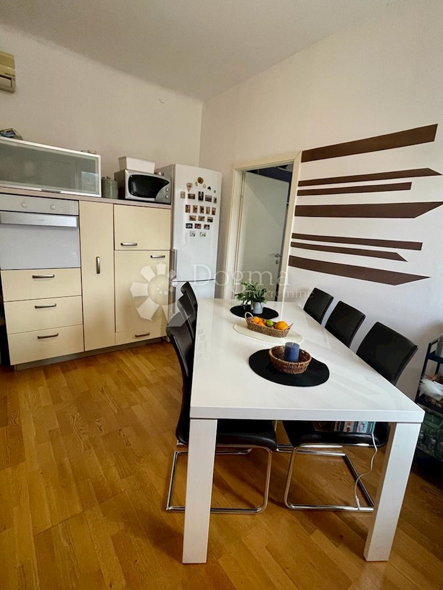 Flat For sale - PRIMORSKO-GORANSKA  RAB 