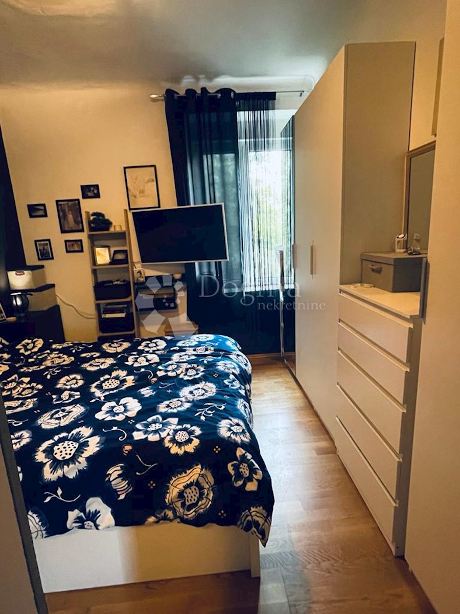 Apartmán Na predaj - PRIMORSKO-GORANSKA  RAB 