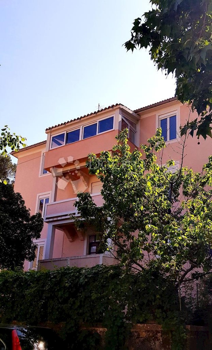 Flat For sale - PRIMORSKO-GORANSKA  RAB 