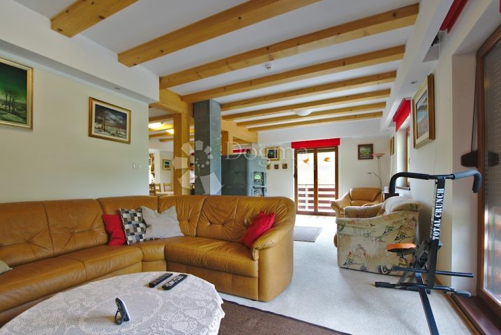 House for sale 300 m² – Begovo Razdolje