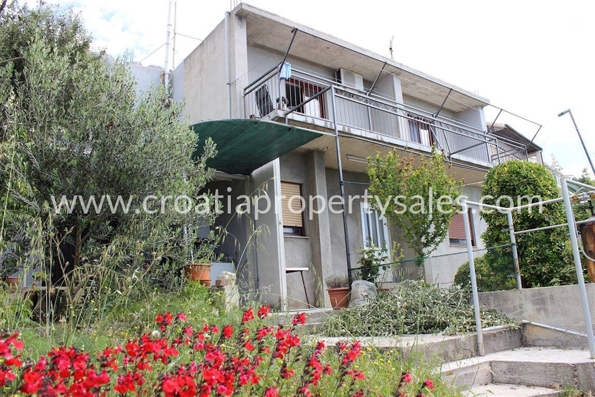 Casa In vendita - SPLITSKO-DALMATINSKA  OMIŠ 