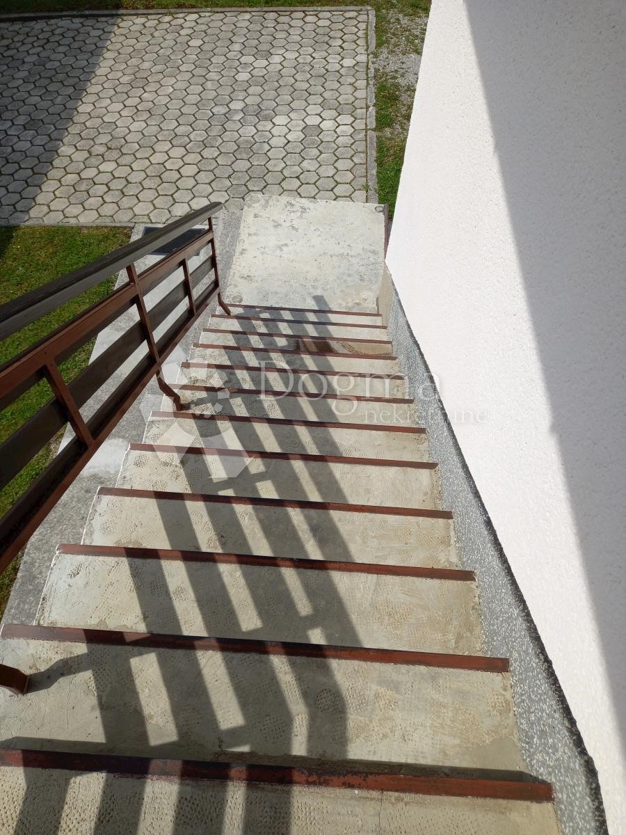 Casa In vendita - PRIMORSKO-GORANSKA  ČABAR 