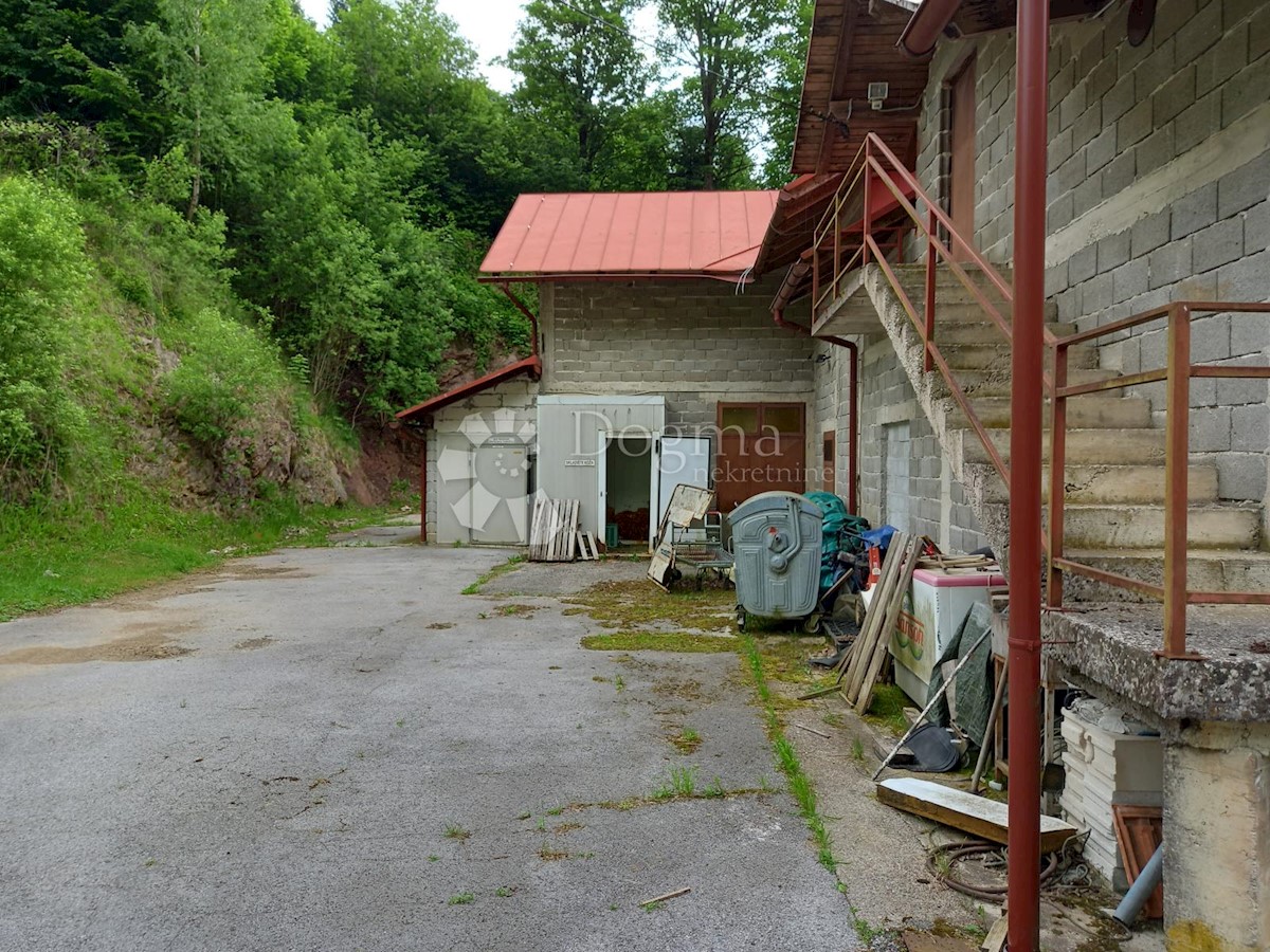 Poslovni prostor Na prodaju - PRIMORSKO-GORANSKA  ČABAR 