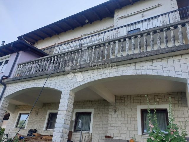 Kuća na prodaju 800 m² – Veprinac
