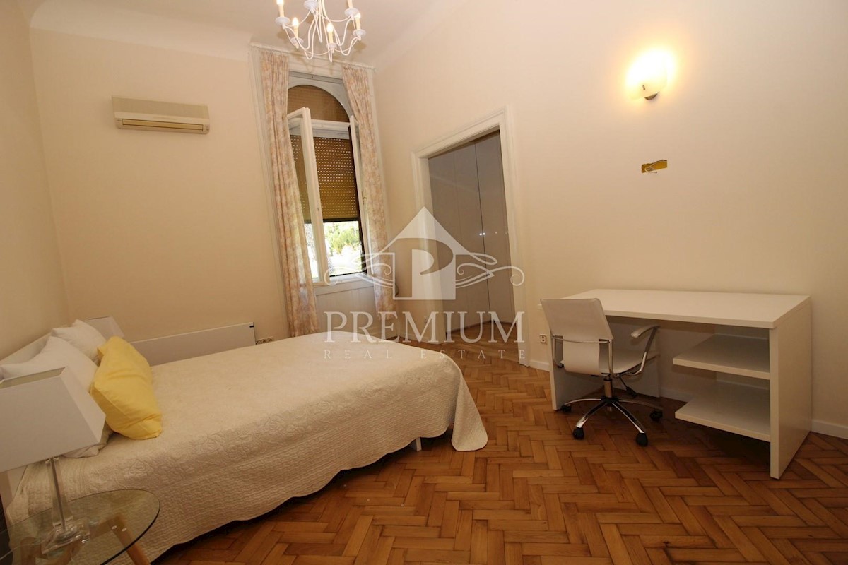 Flat For rent - PRIMORSKO-GORANSKA  OPATIJA 