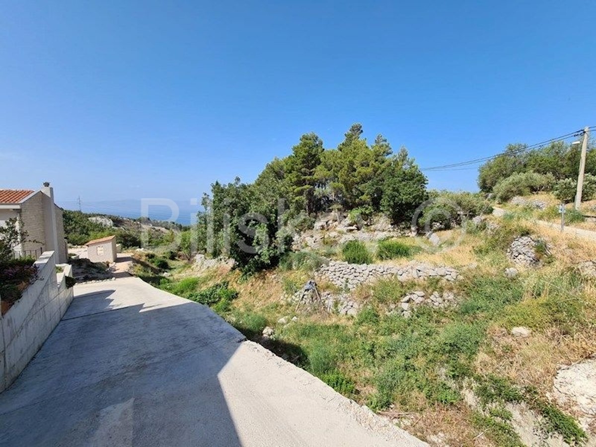 Land For sale - SPLITSKO-DALMATINSKA  MAKARSKA 