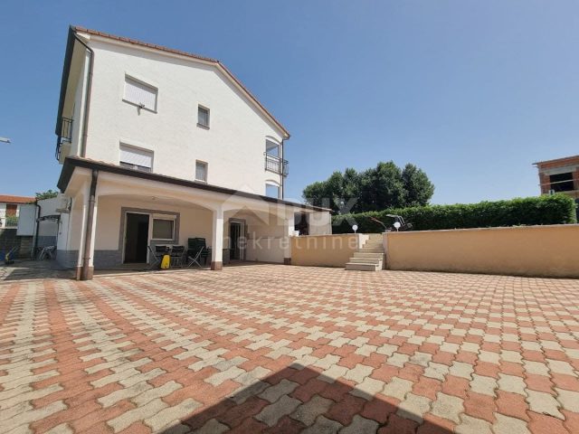 Kuća na prodaju 360 m² – Poreč