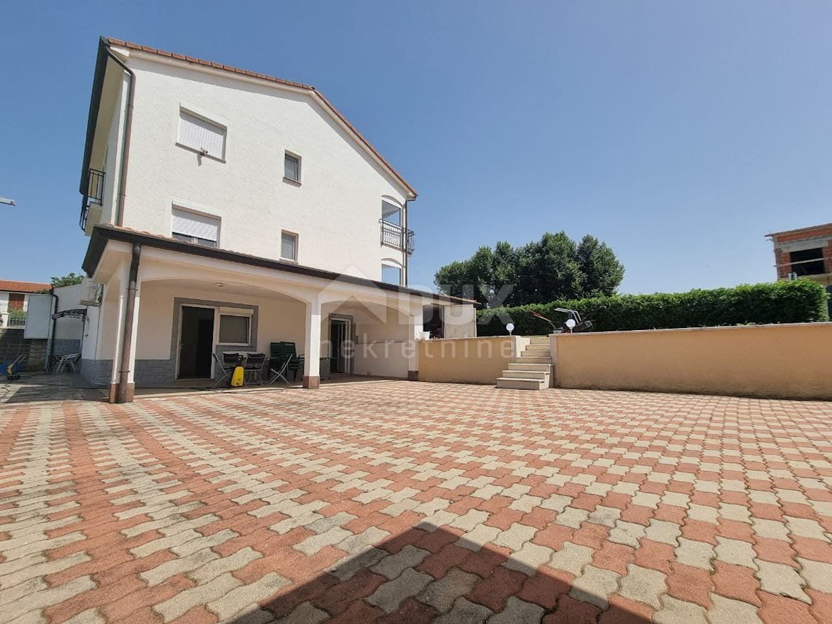 Haus Zu verkaufen - Istarska Poreč - foto 1/12